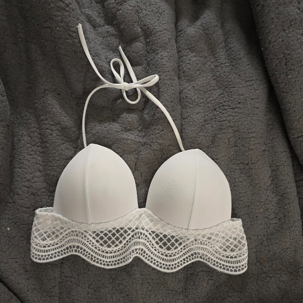White bikini top with lace accents
